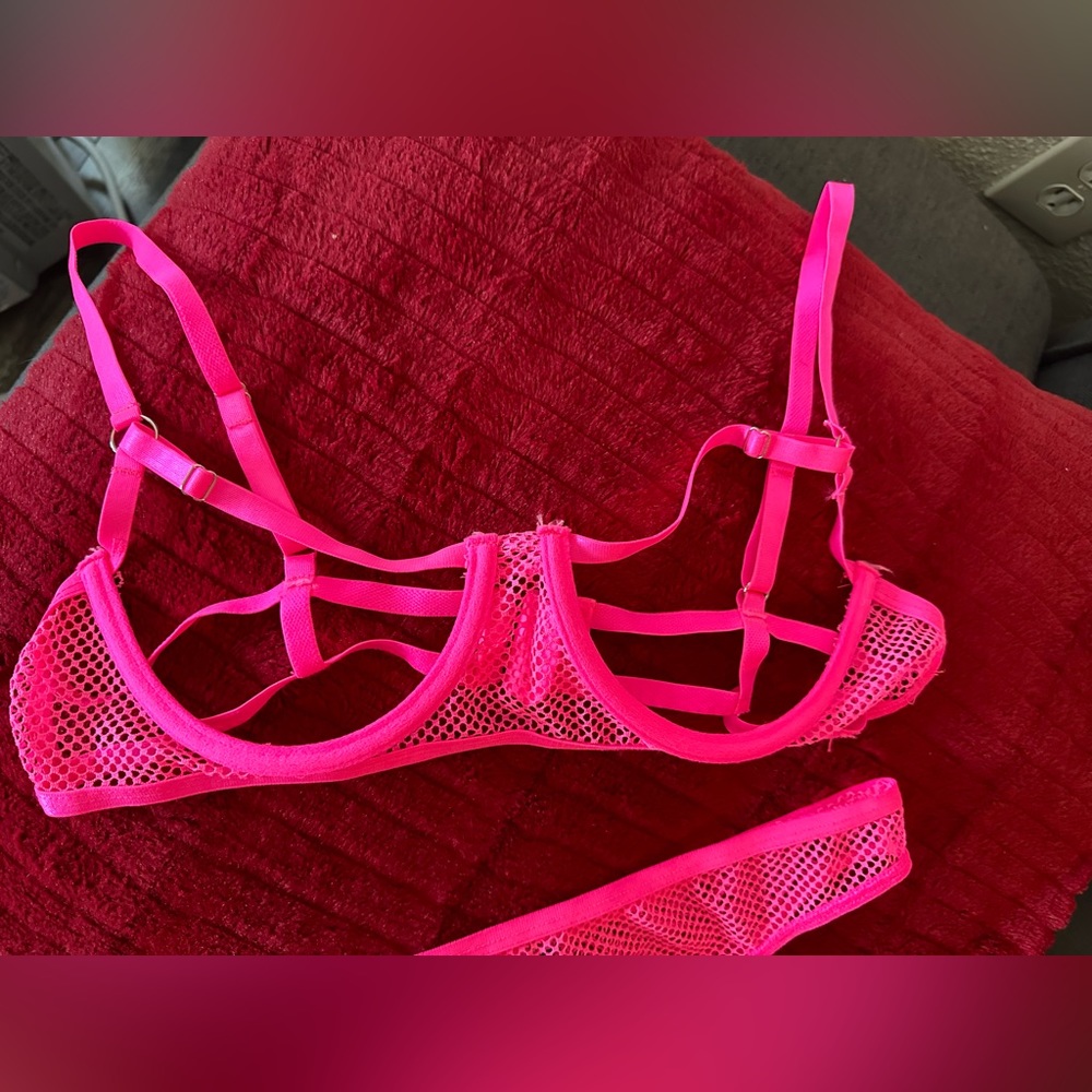 neon pink fishnet set